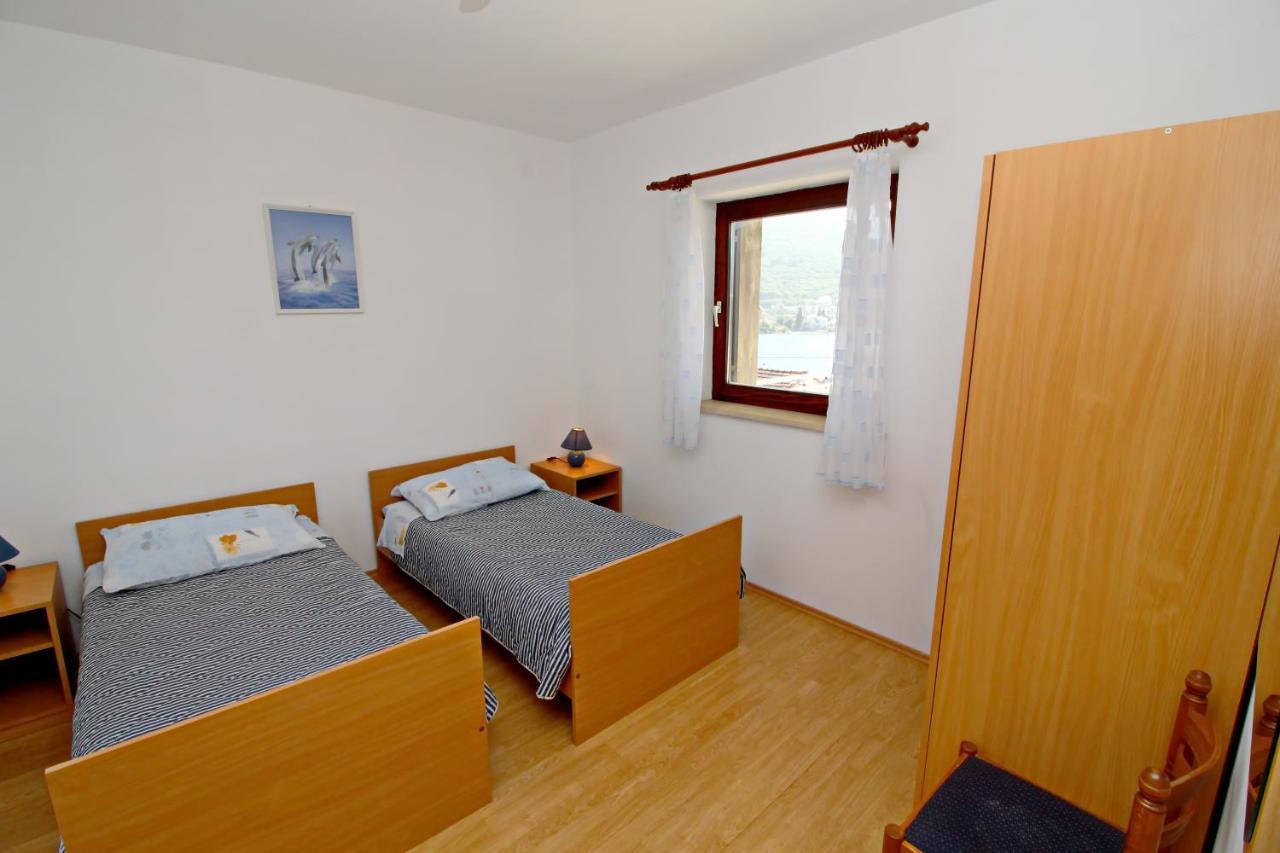Apartment Classic Zrnovo Luaran gambar